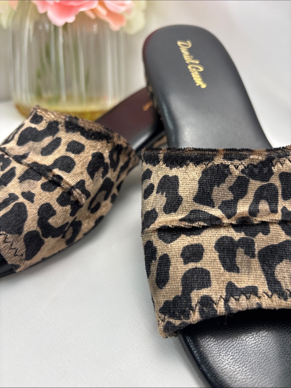 Daniel Green Women’s 7 Leopard Print Slide Mules in Brown #356 - Picture 6 of 12